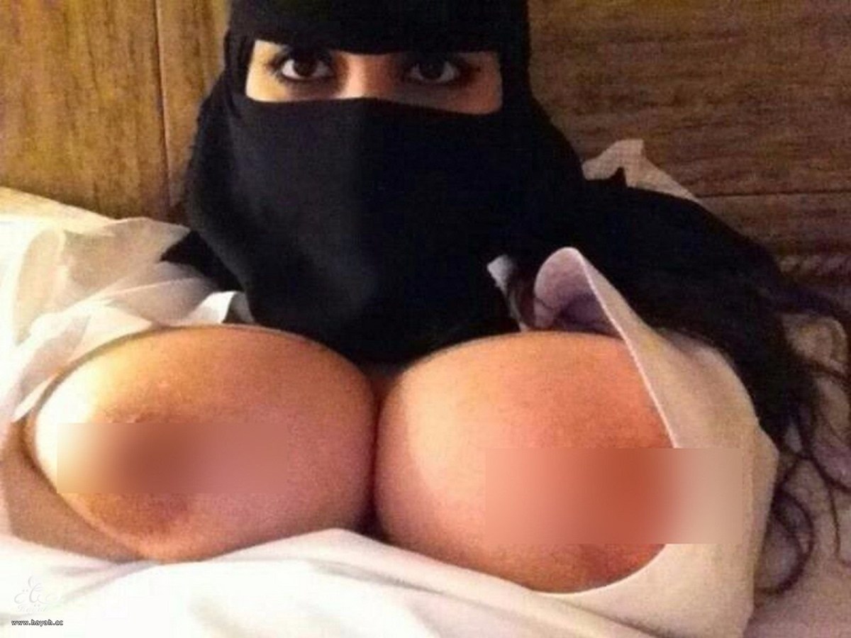 Мусульманка В Стрингах Порно