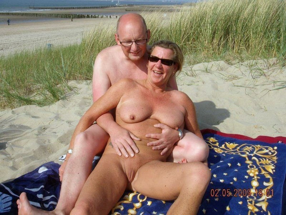 Порно Старух На Пляже