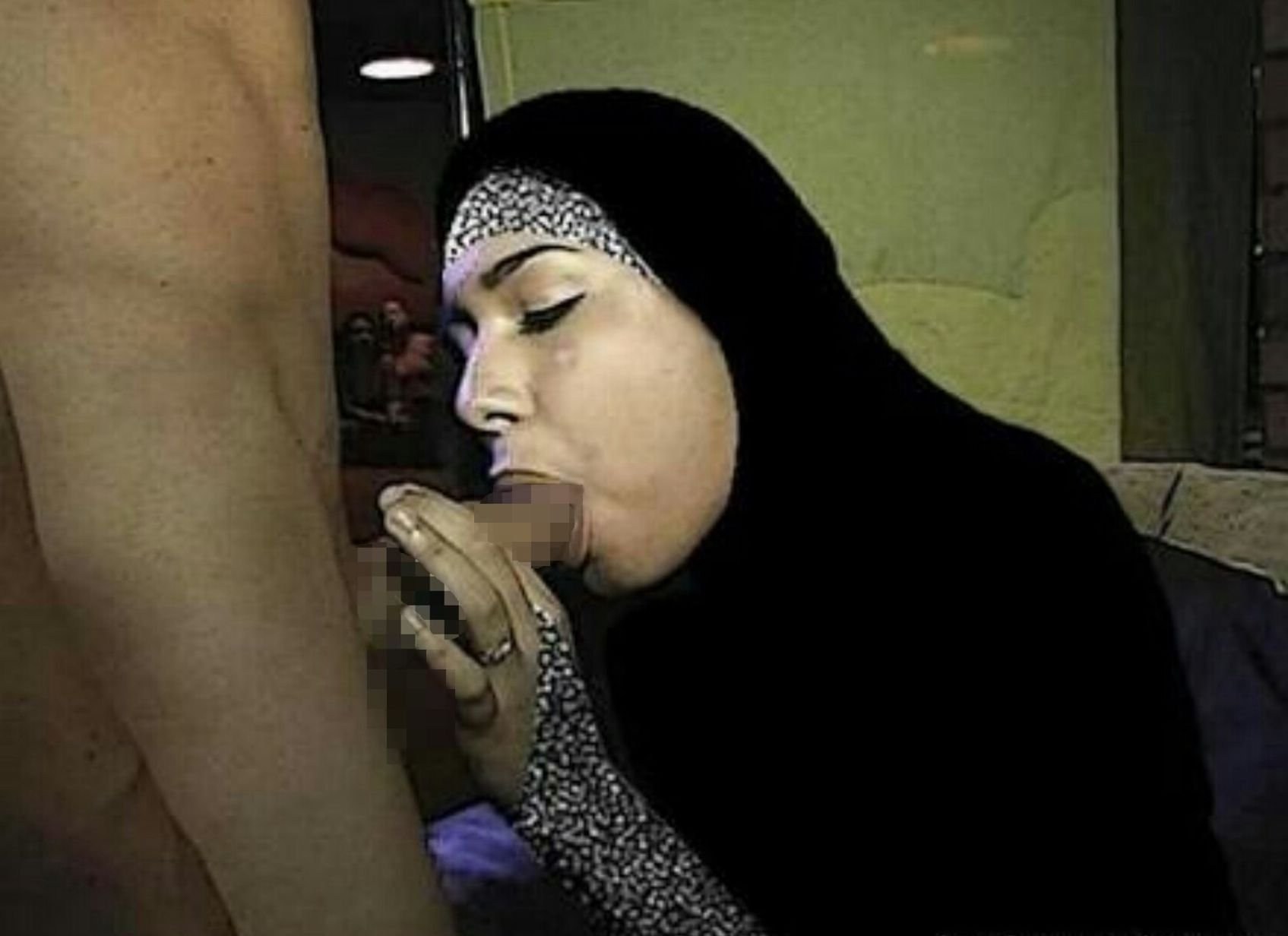 Девушки В Хиджабе Порно Фото Файлы