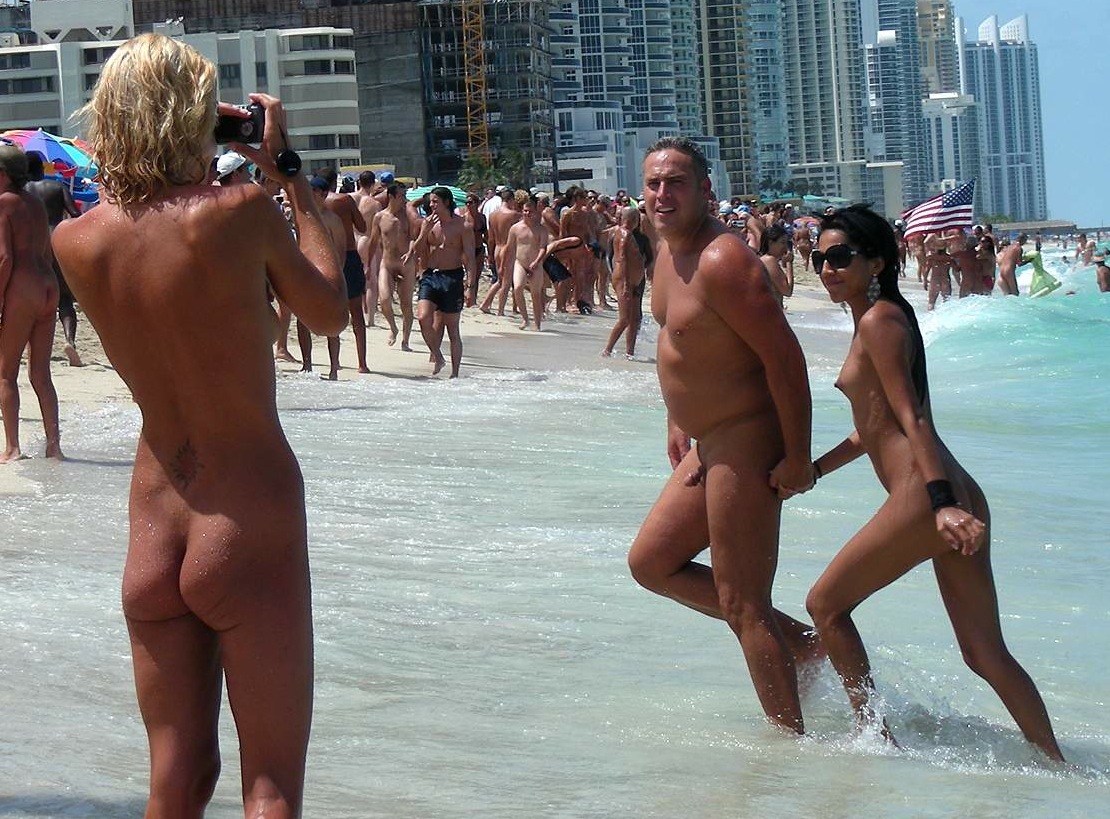 Nude and naked beaches in dubai