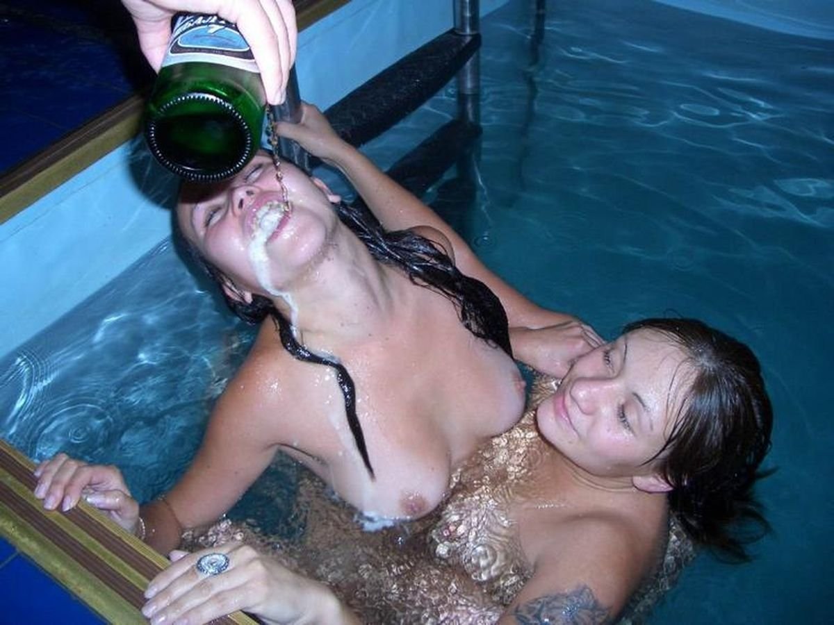 Пьяные девушки эротические фото фото