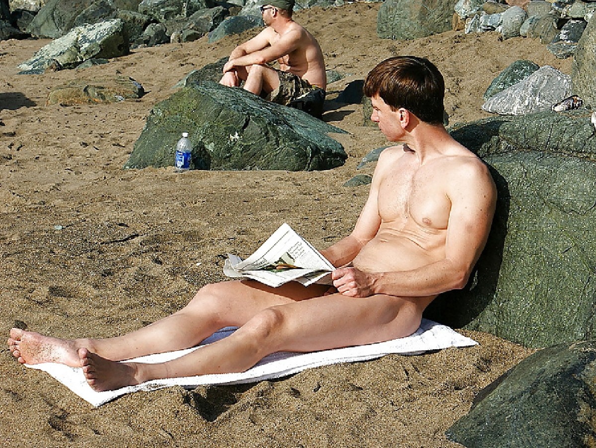 пляже голыми мужиками фото 50